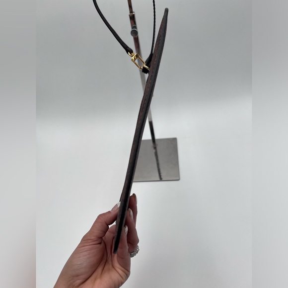 ♥️🌹Louis Vuitton Neverfull Pouch Mm in DE🌹♥️ - Picture 4 of 12